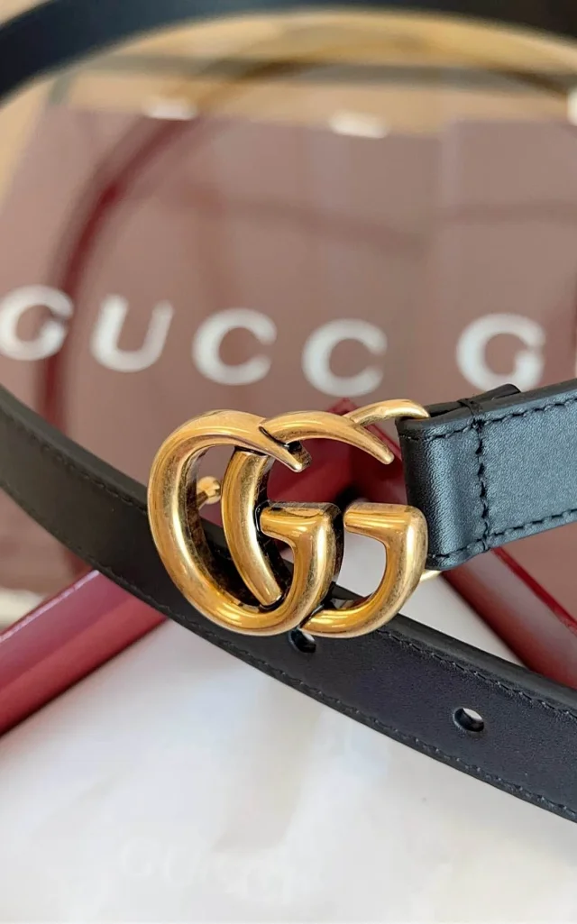Gucci Belts Leather belt with Double G buckle product detail image 9