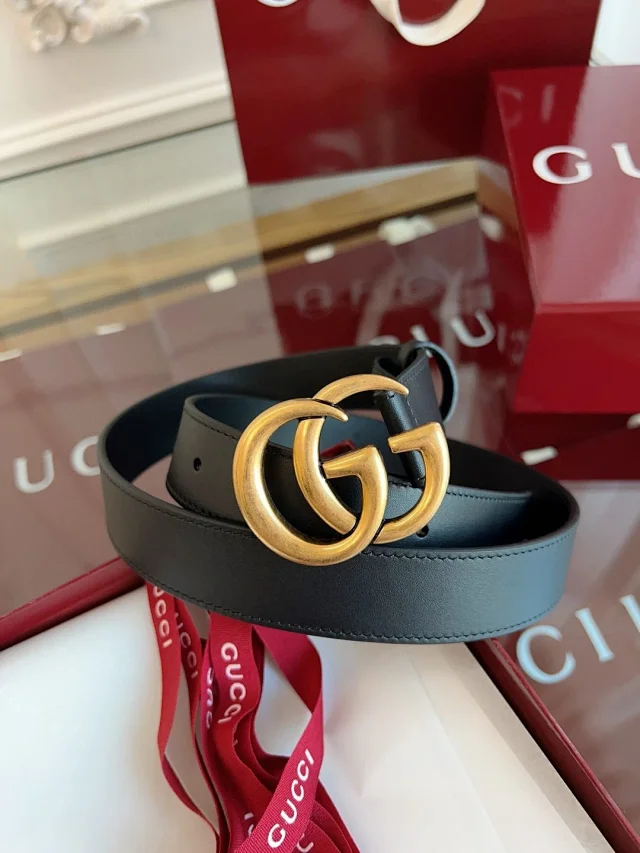 Gucci Belts Leather belt with Double G buckle product detail image 12