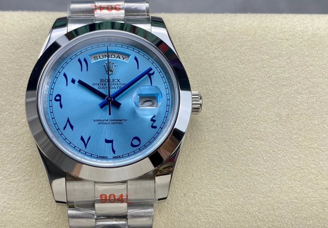 Middle Eastern Character · Aperture · Silver Ice Blue