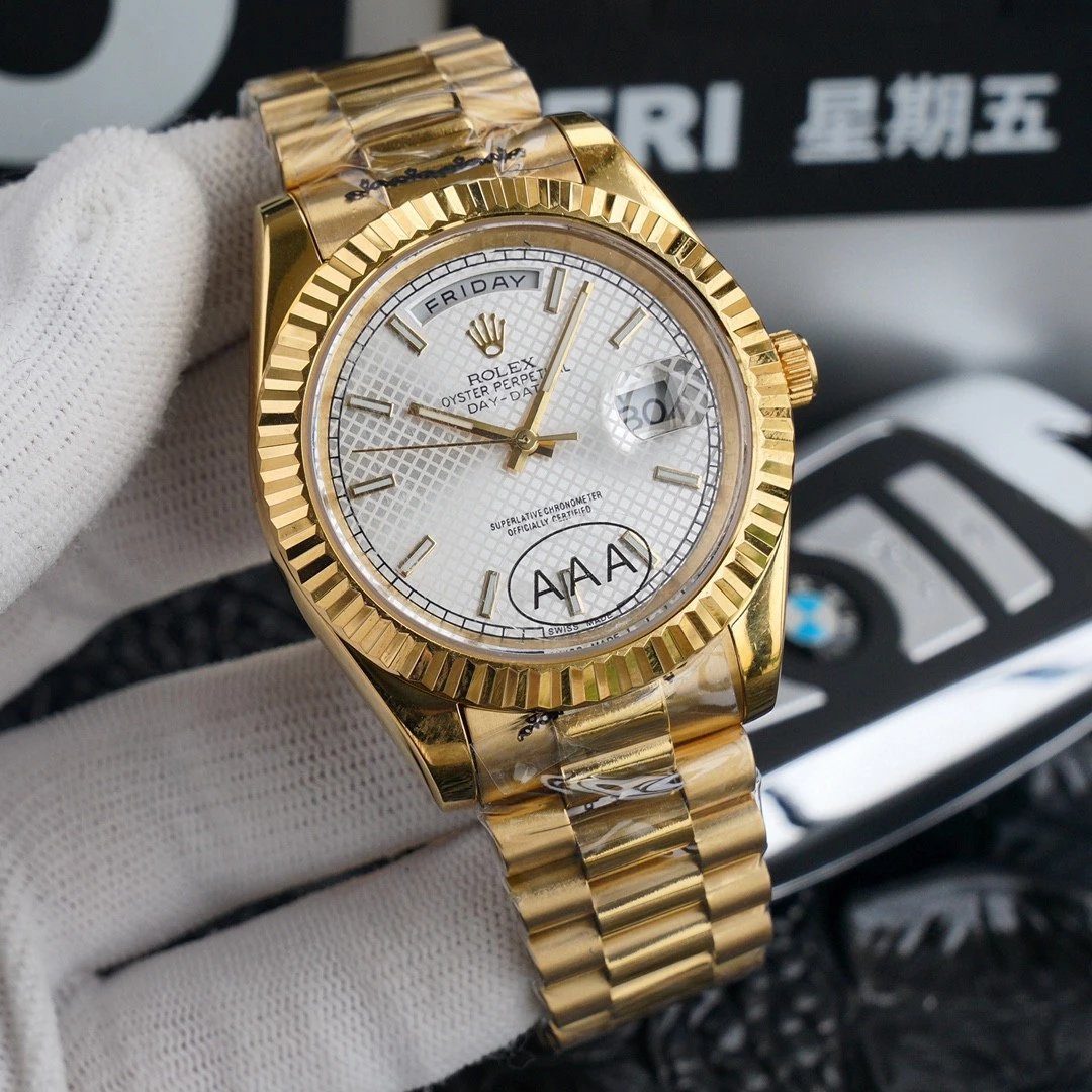 T-shaped, all gold, checkered silver plate