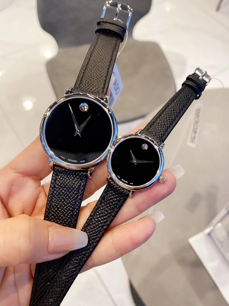2 40mm 28mm Movado