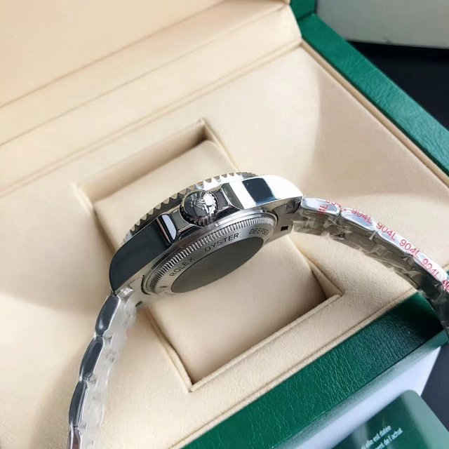 Rolex Watch: seller detail photo 5