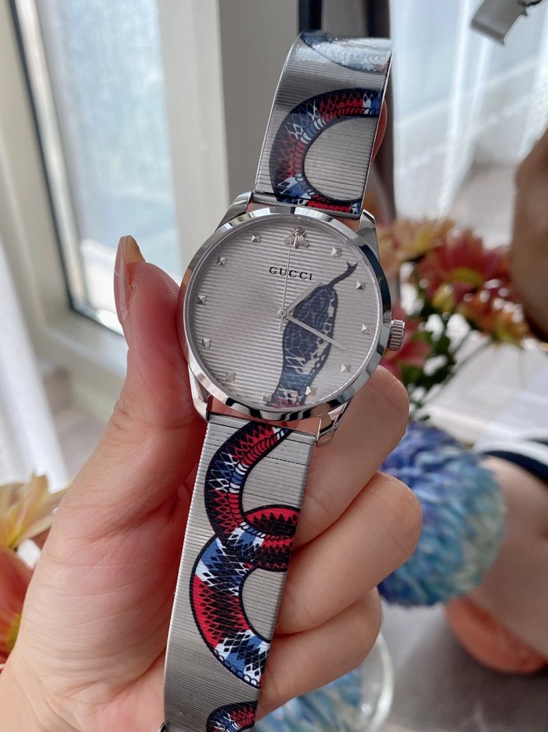 2 Gucci 3 38mm G-Timeless