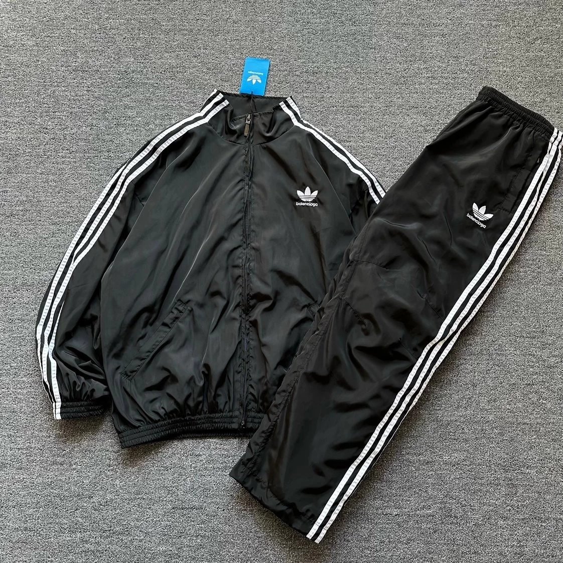 Balenciaga Black Tra