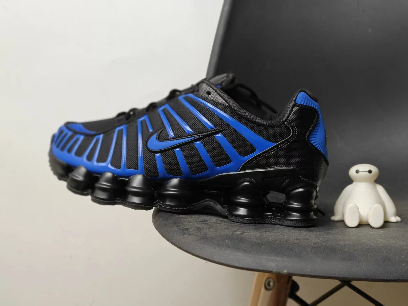Black Blue 2