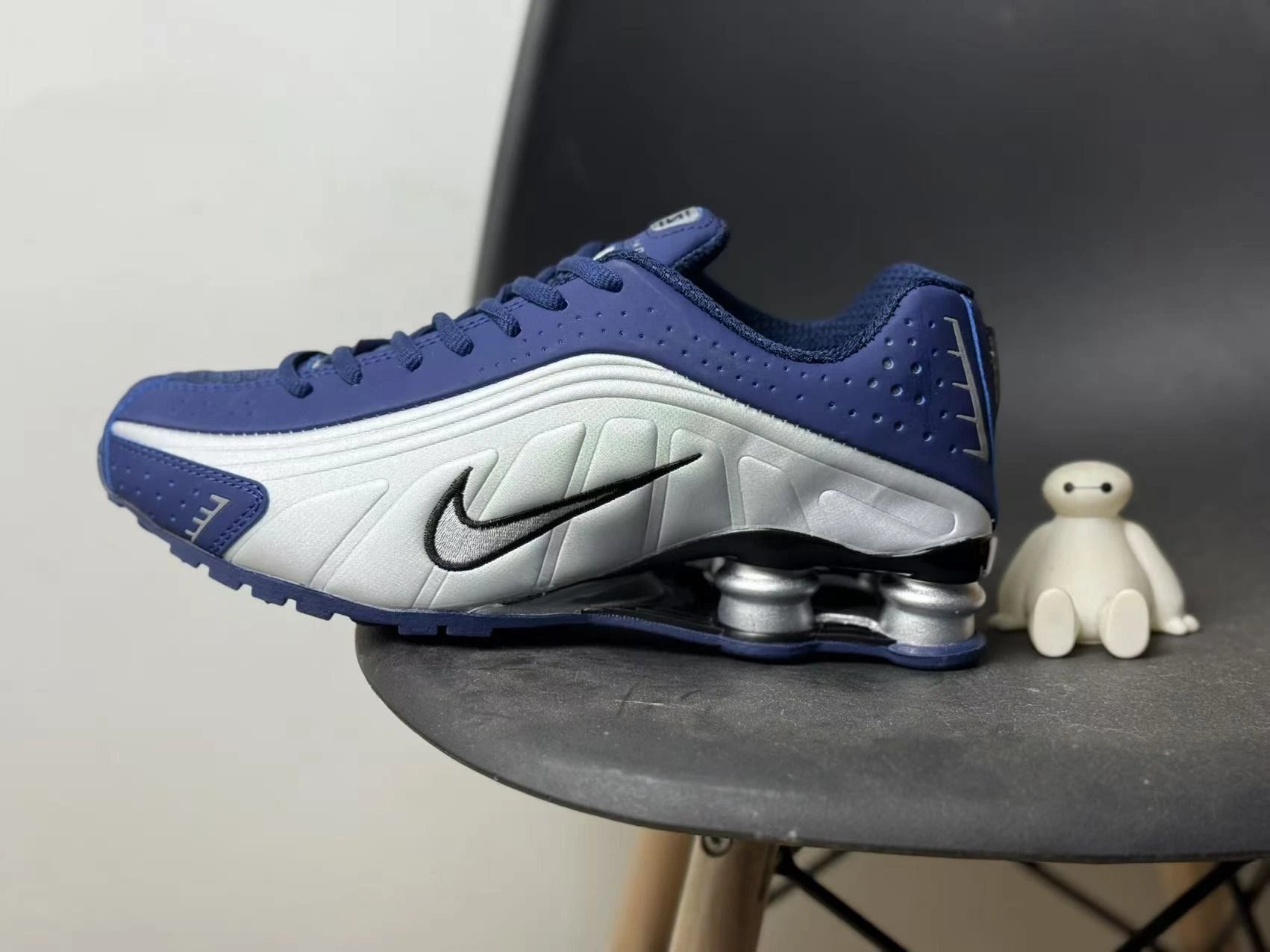 Blue White 2