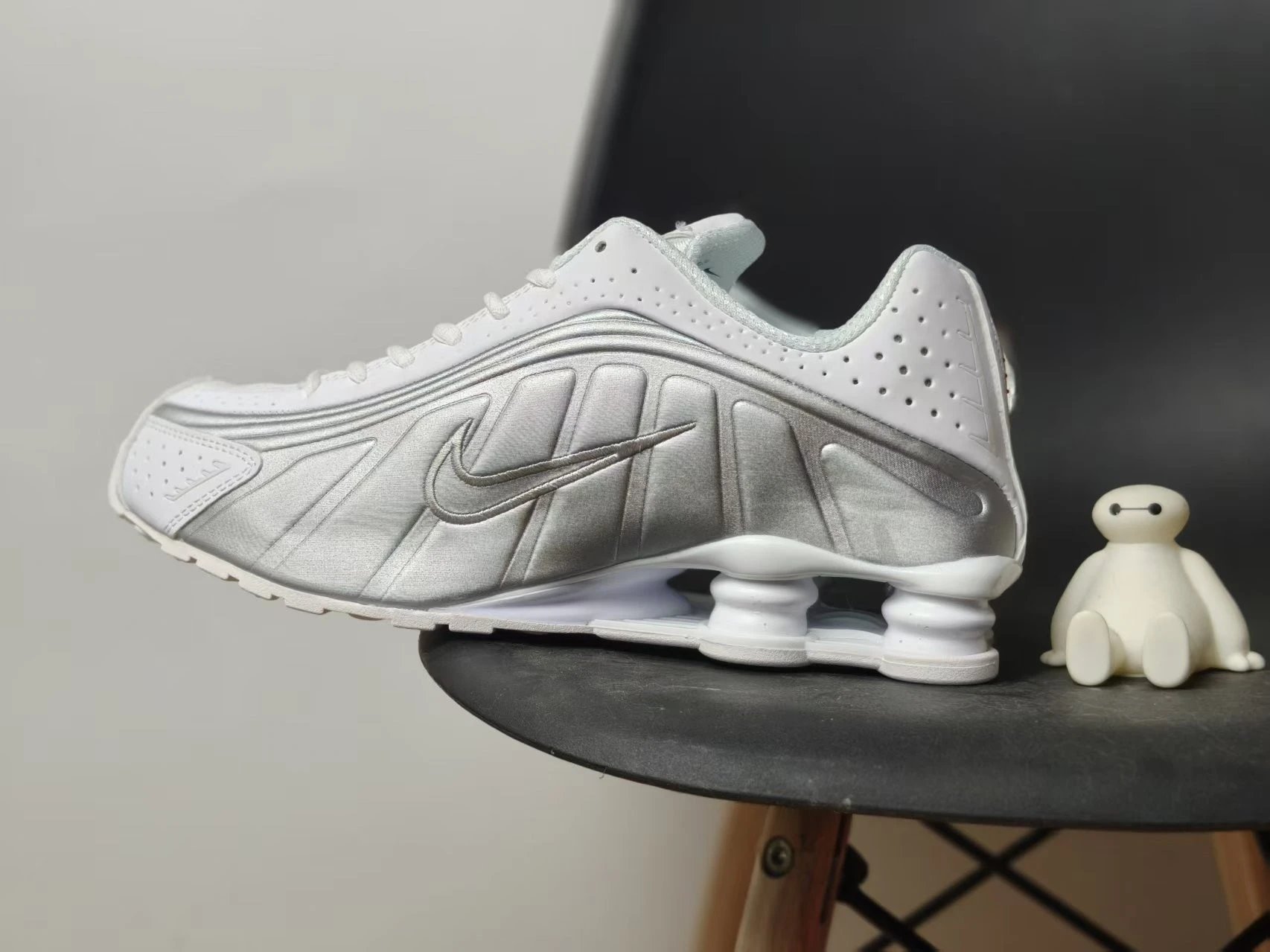 White Silver White