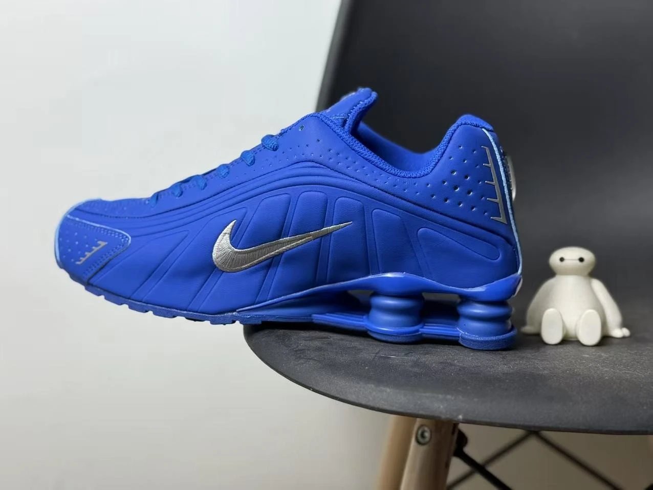 royal blue