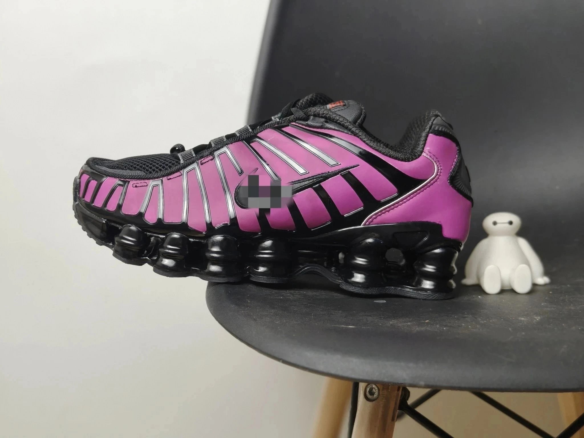 Thermochromic Pink