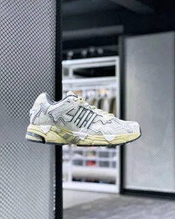 thumbnail for 【Original box】Bad Bunny x Response CL Bad Rabbit Co-branded Retro Breathable Casual Shoes Low-Top Sneakers Men's Shoes Women's Shoes Cream Gray GY0102