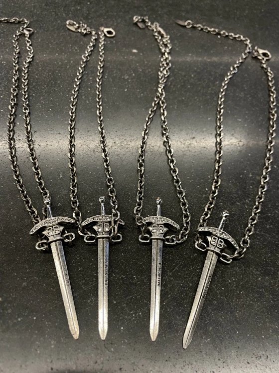 【Ready to Ship】Balenciaga 24SS Sword Necklace