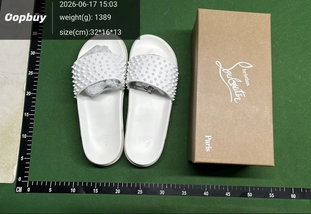 White nail