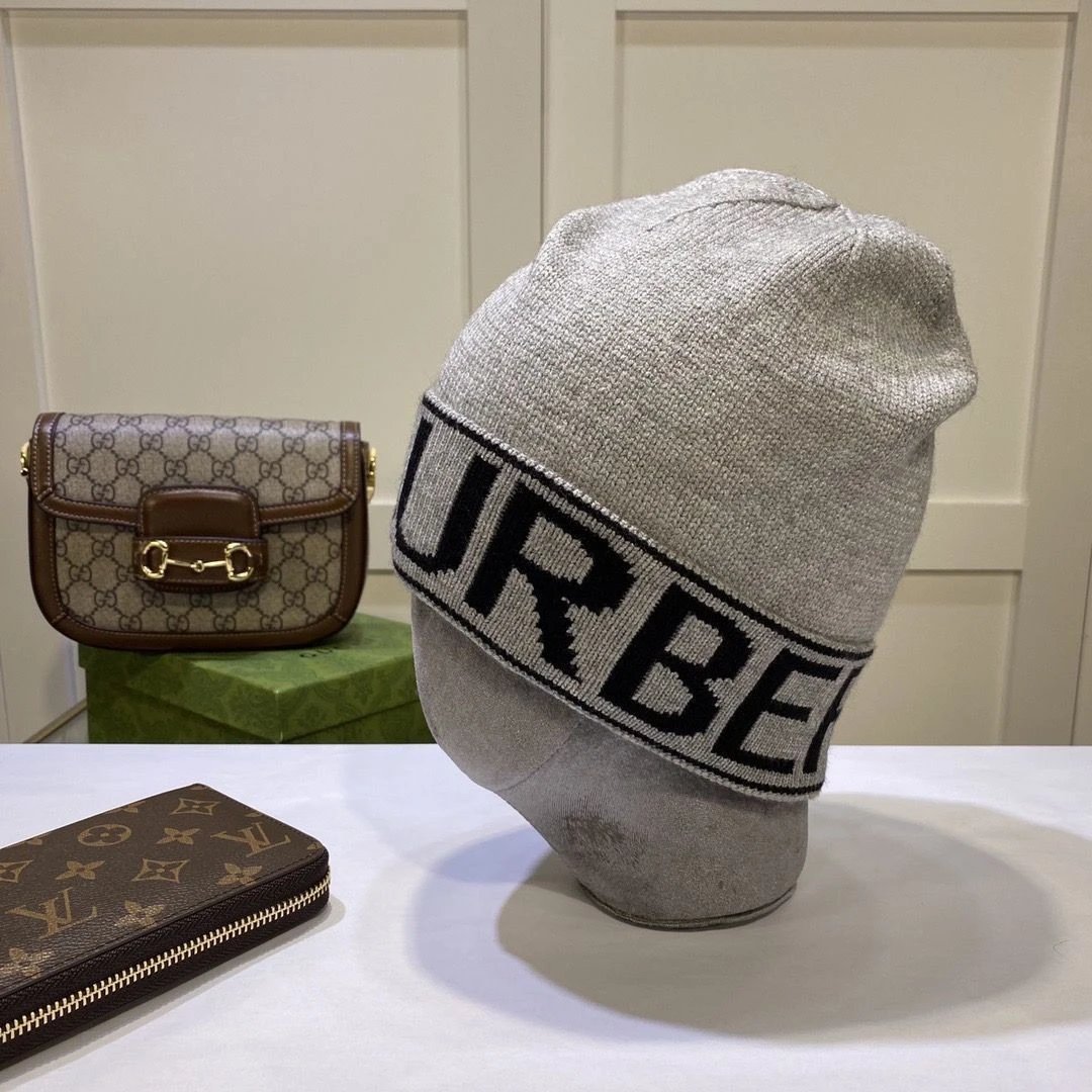Fendi FF Logo Knit Beanie Navy and White - 4