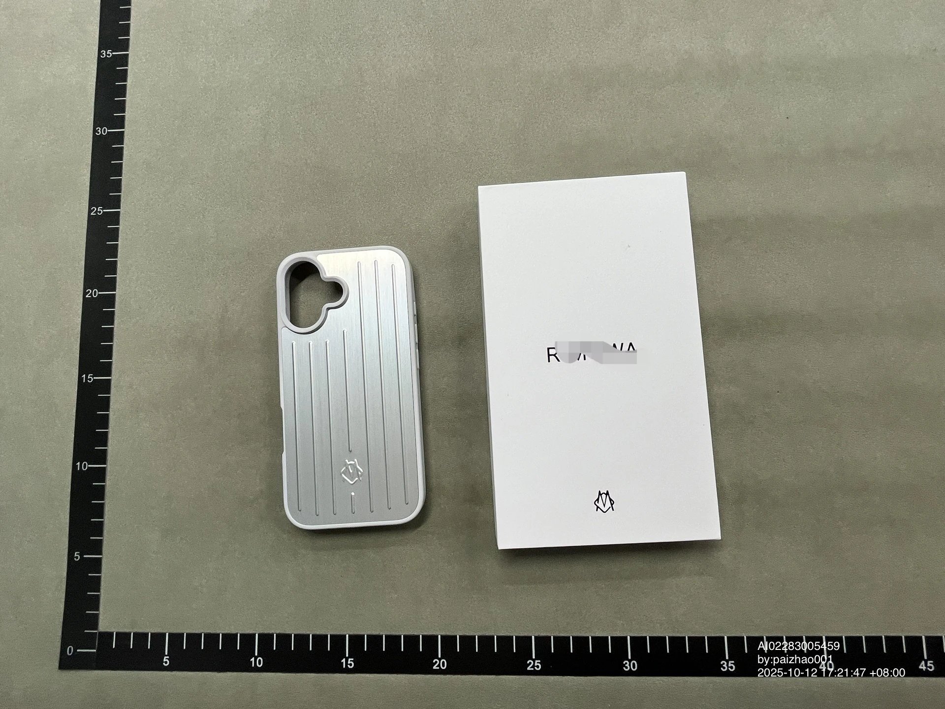 Metal phone case