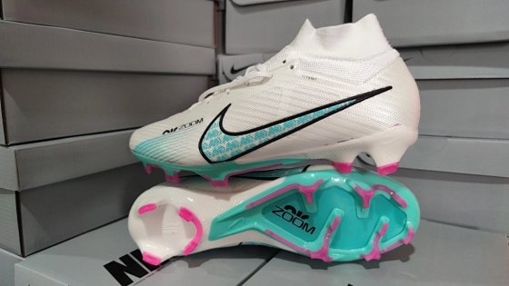 Nike Mercurial Superfly 9 Elite FG High-Top Football Cleats for Men & Women - Cristiano Ronaldo Edition, Top Version for Soccer, Rugby, and Ultimate Frisbee
