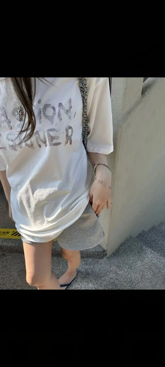 BLCG/巴黎 25SS 春夏新品闪粉印花FASHION DESIGN字母宽松短袖T恤