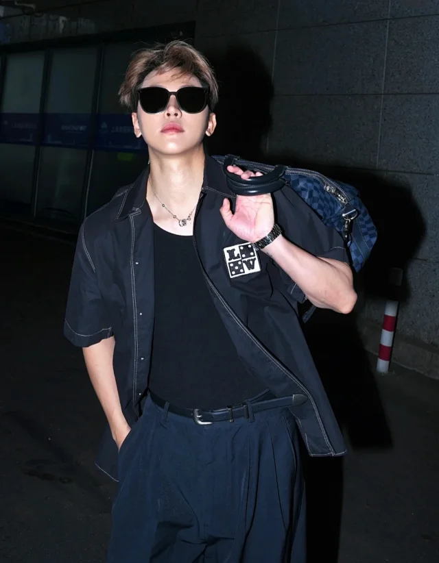LV 24FW Pharrell菲董秀款西部世界DL.1 西部世界幸运骰子刺绣LOGO拼色短袖衬衫