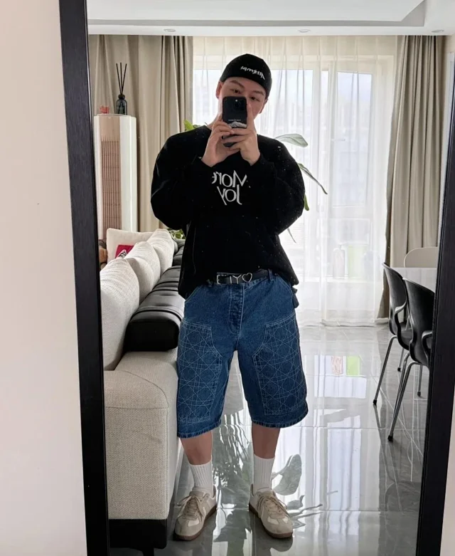 迪奥CD 24SS 菱形格纹线条纽扣工装牛仔短裤