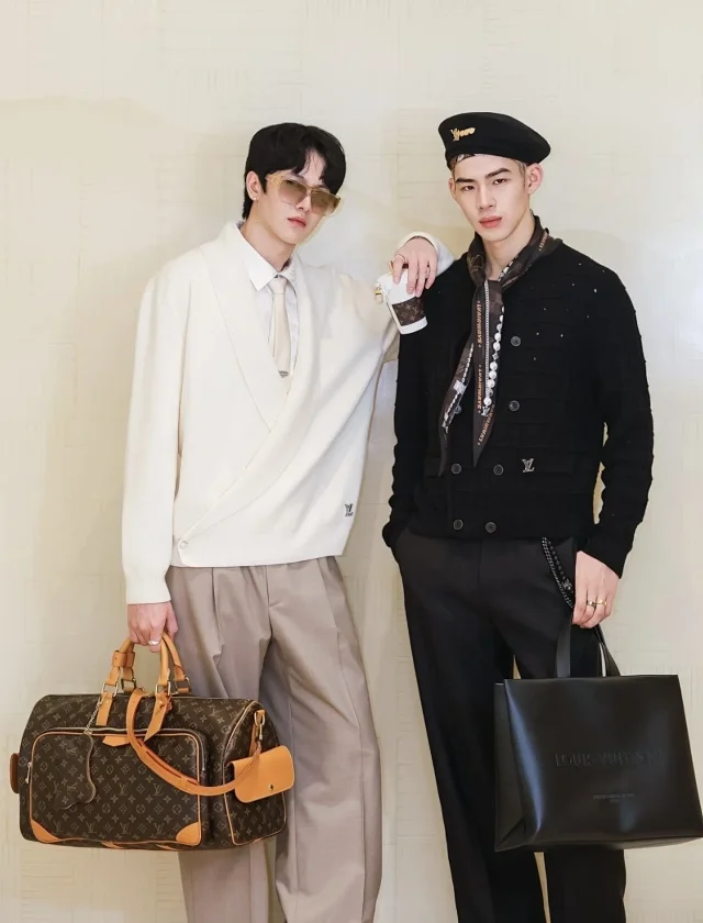 LV 25SS 早春徽标LOGO羊毛混纺道袍开衫针织衫外套 