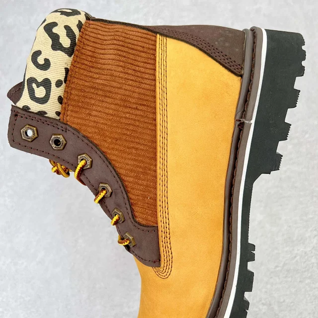 Timberland Boots Lace-Up Ankle with Lug Soles product detail image 42