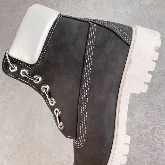 Timberland Boots Lace-Up Ankle with Lug Soles product detail image 15