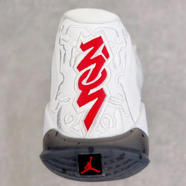 Jordan Sneakers Zion 3 product detail image 35