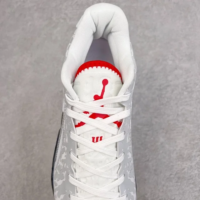 Jordan Sneakers Zion 3 product detail image 32