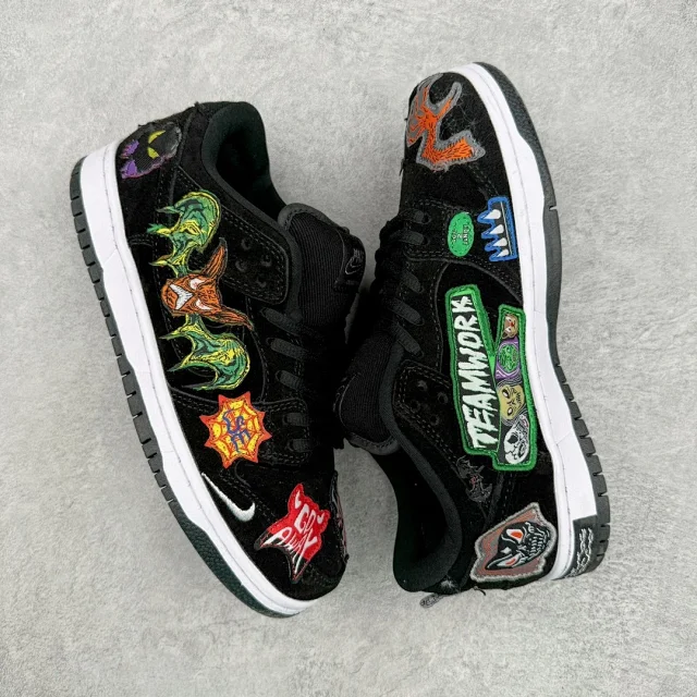 Nike Sneakers Dunk Low Custom Graphic product detail image 75