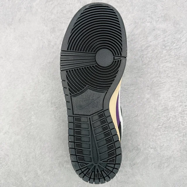 Nike Sneakers Dunk Low Custom Graphic product detail image 72
