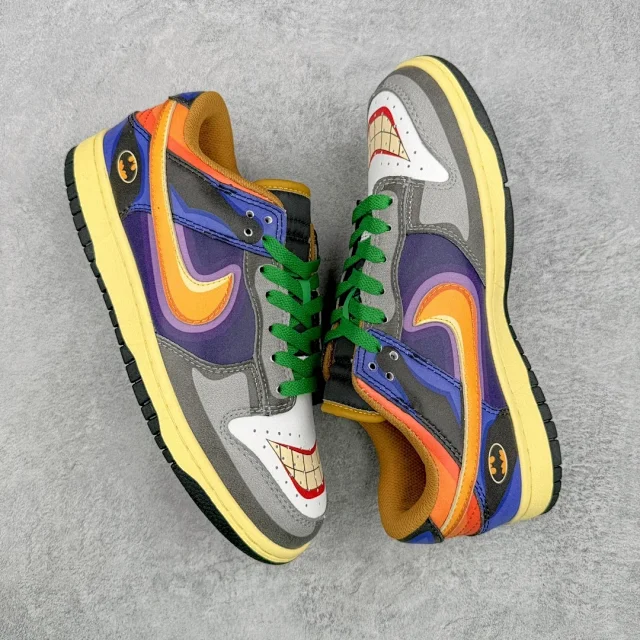 Nike Sneakers Dunk Low Custom Graphic product detail image 21