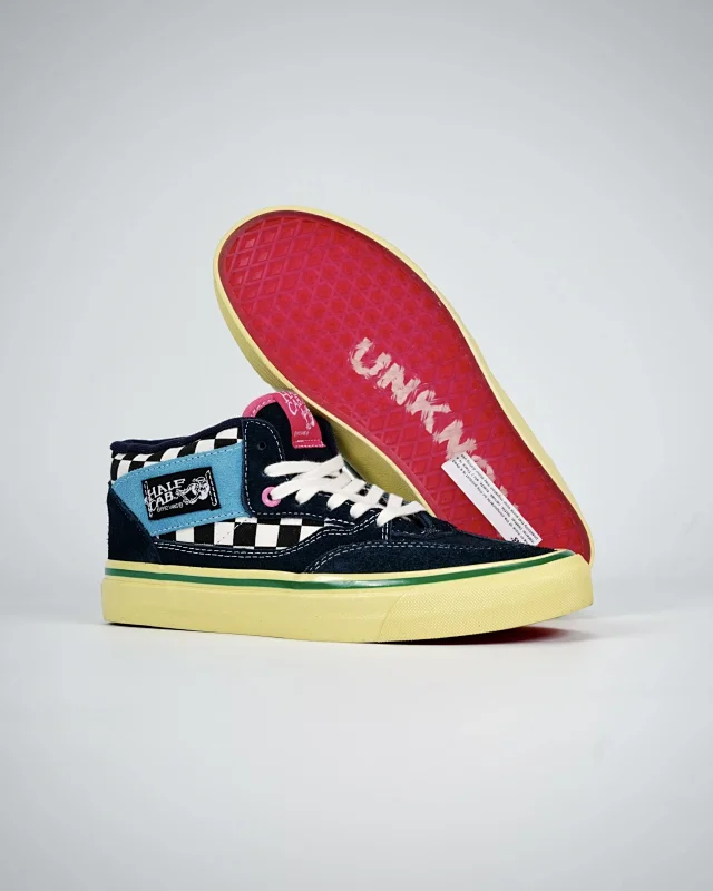 Vans Multiple sneaker styles product detail image 23