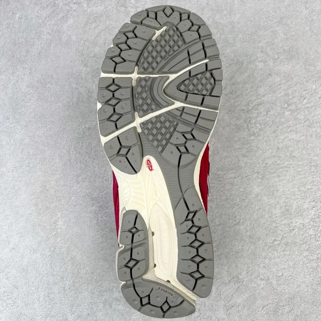 New Balance Sneakers 2002R product detail image 18