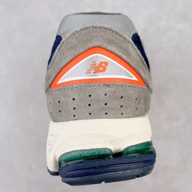 New Balance Sneakers 2002R product detail image 78