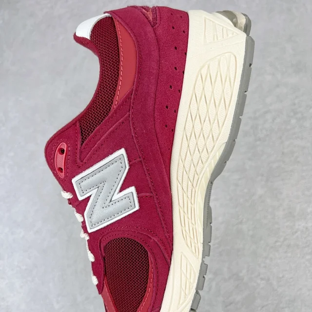 New Balance Sneakers 2002R product detail image 16