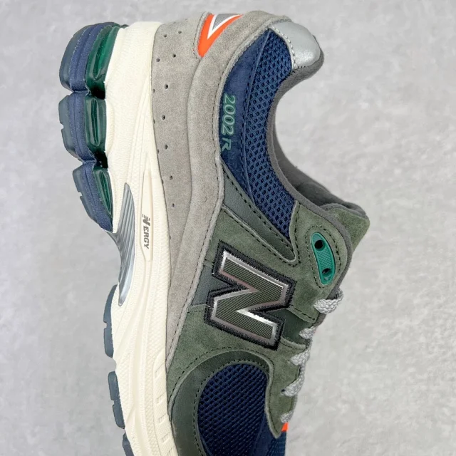 New Balance Sneakers 2002R product detail image 76