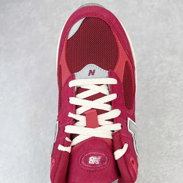 New Balance Sneakers 2002R product detail image 13