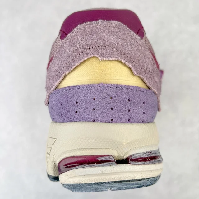 New Balance Sneakers 2002R product detail image 43