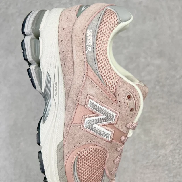 New Balance Sneakers 2002R product detail image 58