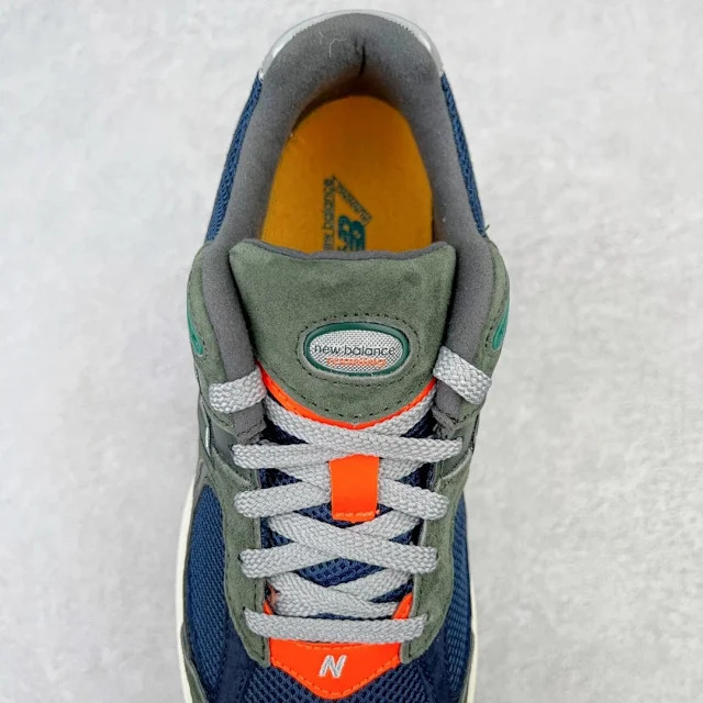 New Balance Sneakers 2002R product detail image 75