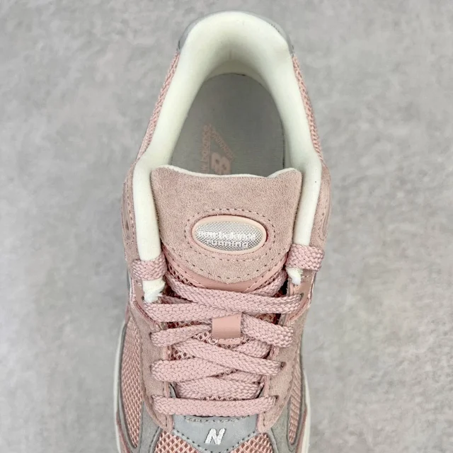 New Balance Sneakers 2002R product detail image 57