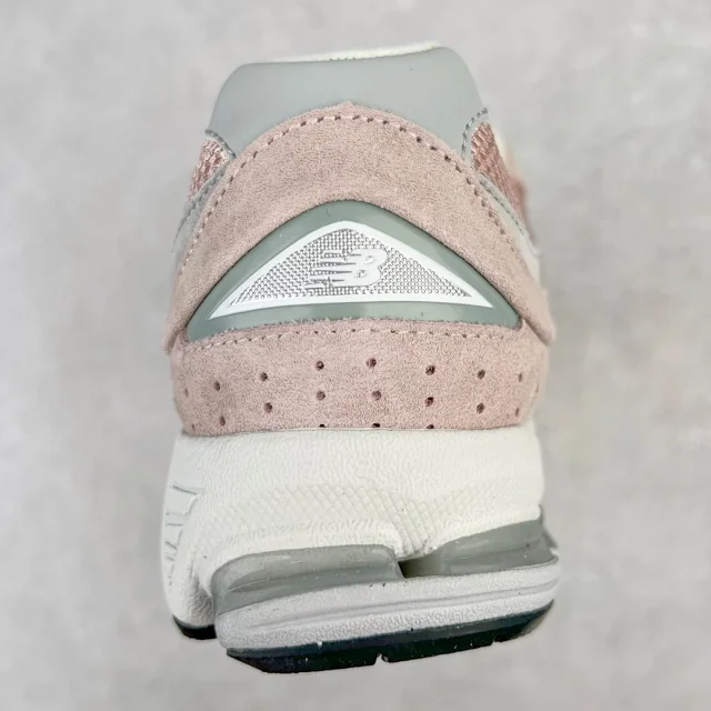 New Balance Sneakers 2002R product detail image 60