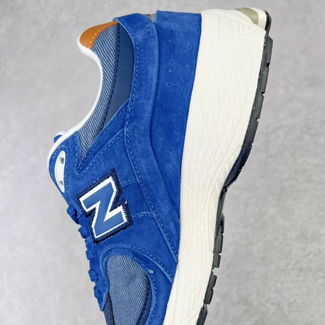 New Balance Sneakers 2002R product detail image 33