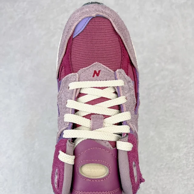New Balance Sneakers 2002R product detail image 39