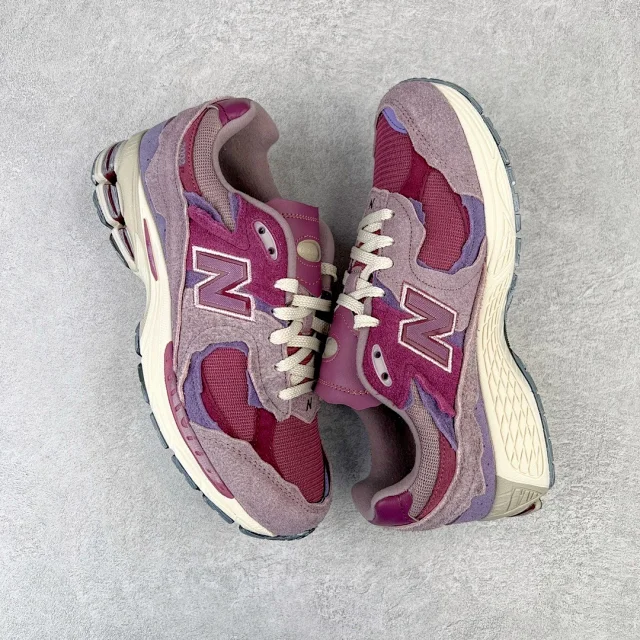 New Balance Sneakers 2002R product detail image 38