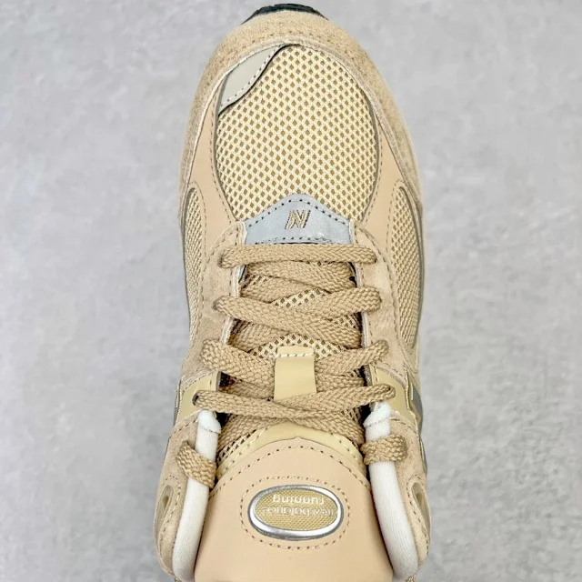 New Balance Sneakers 2002R product detail image 65
