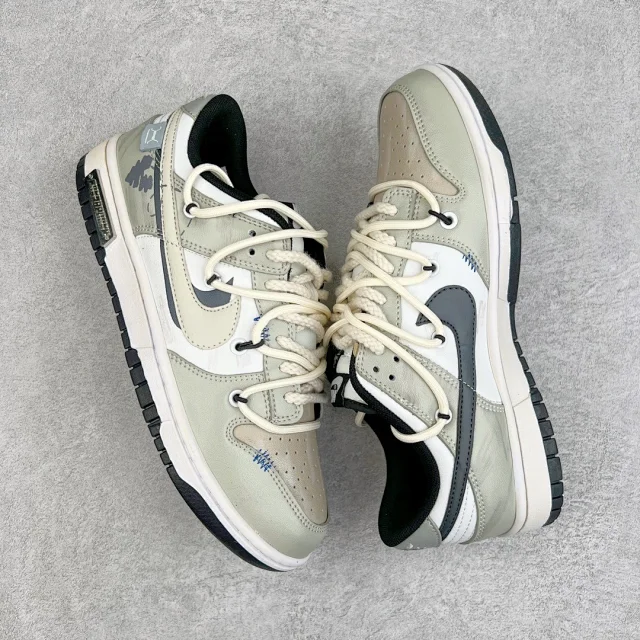 Nike Sneakers SB Dunk Low Deconstruction product detail image 21