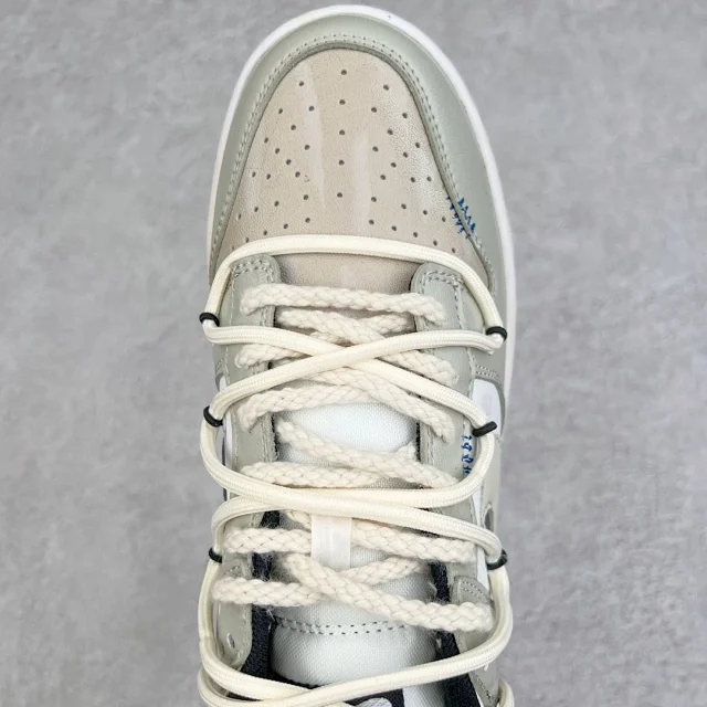 Nike Sneakers SB Dunk Low Deconstruction product detail image 22