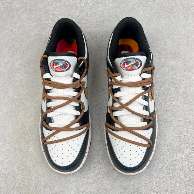 Nike Sneakers Dunk Low SE Triple Swoosh product detail image 47