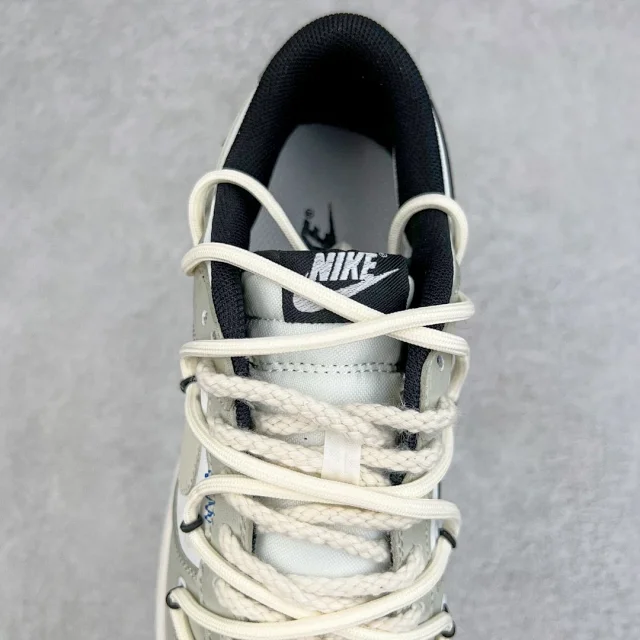 Nike Sneakers SB Dunk Low Deconstruction product detail image 23