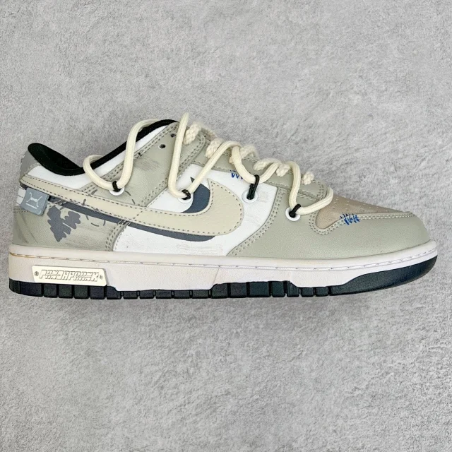 Nike Sneakers SB Dunk Low Deconstruction product detail image 19